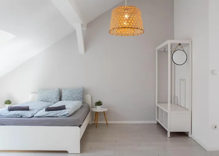 High Light * Budapesta